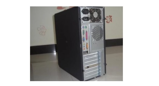 第一步：清理主機(jī)表面！
